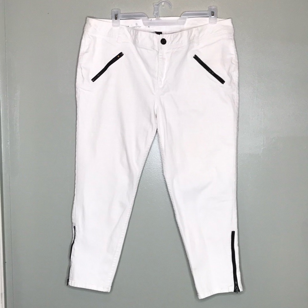 Genius fit jeans size 22
